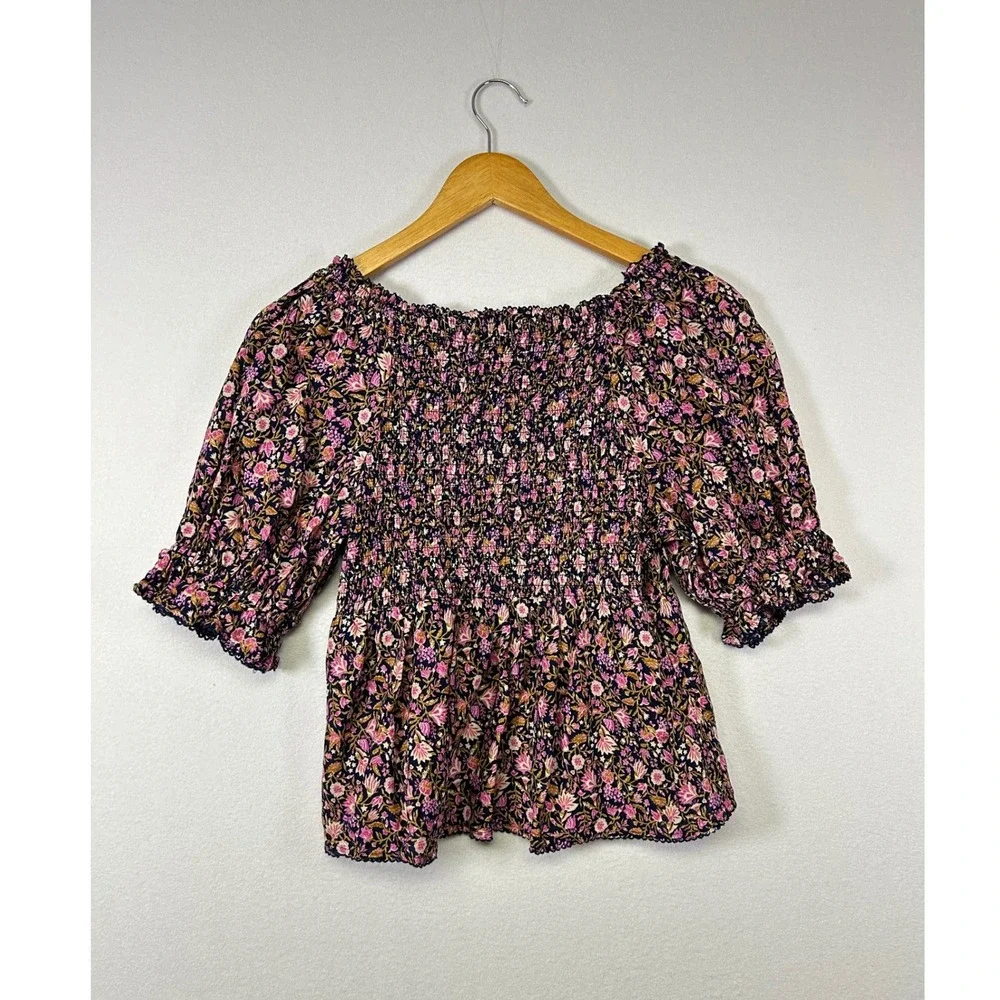 Old Navy Smocked‎ Puff Sleeve Top Womens S Petite Navy Pink Floral Ruffle Blouse